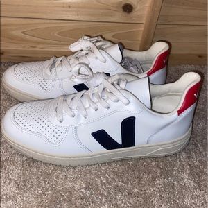 Vejas white V10 - leather